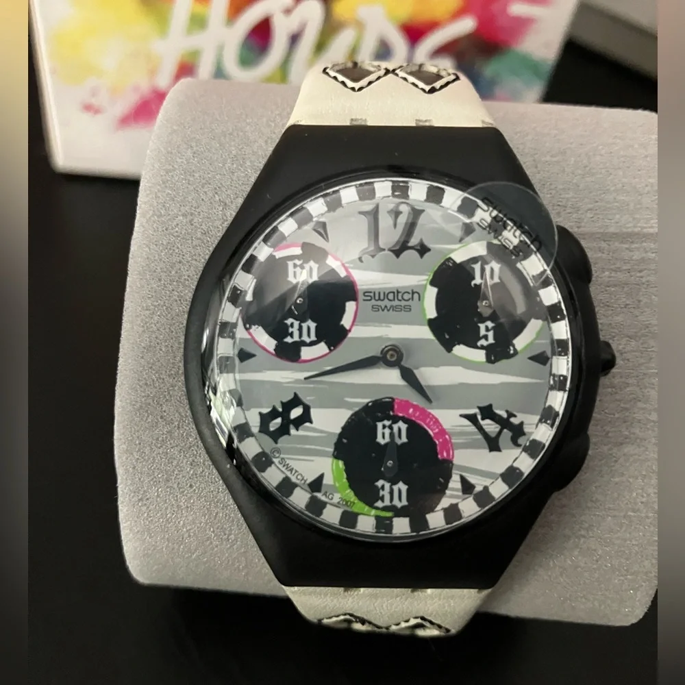 RARE Swatch Chrono Watch Skin Be Lined SUYB118 w/Papers NEW Wristwatch Timepiece - Picture 2 of 9